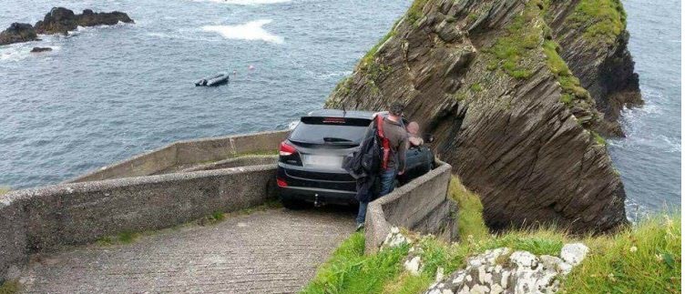 Tourists to the Famed Pulpit Rock in Norway Fooled by Google Maps 