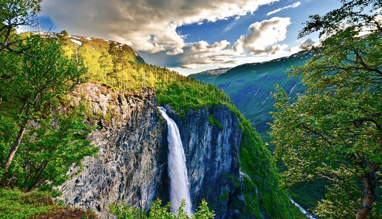 The Breathtaking Vettisfossen Falls in Norway