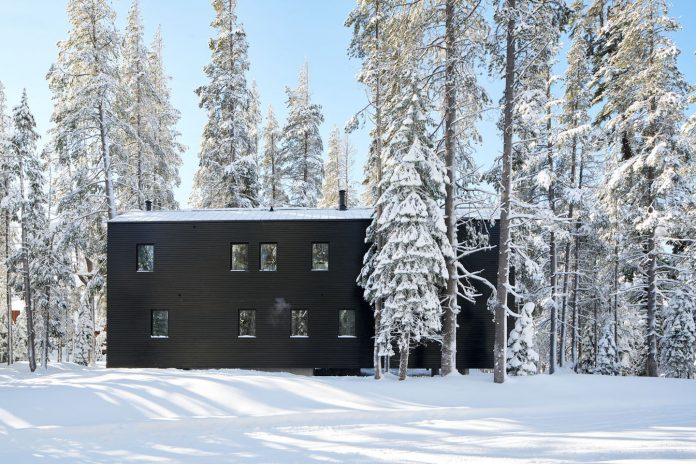 A Californian Winter Retreat Constructed by Norwegian Architects