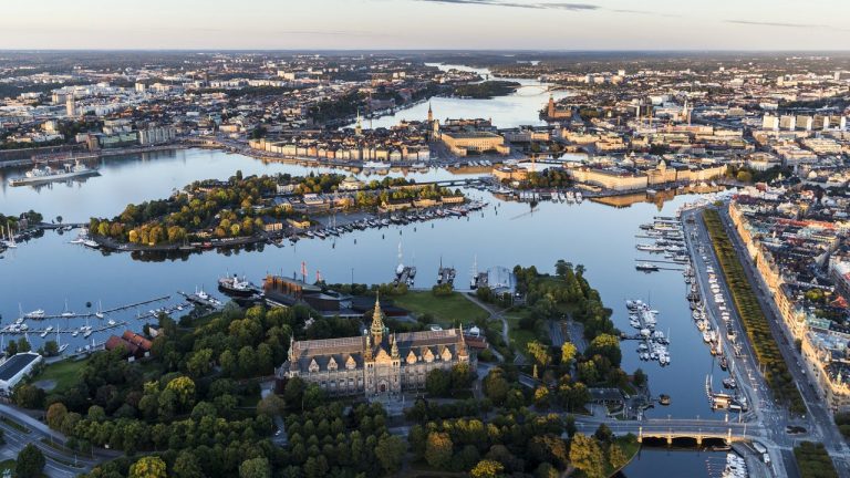 Stockholm: Combining Natural Landscapes with the Urban Bustle