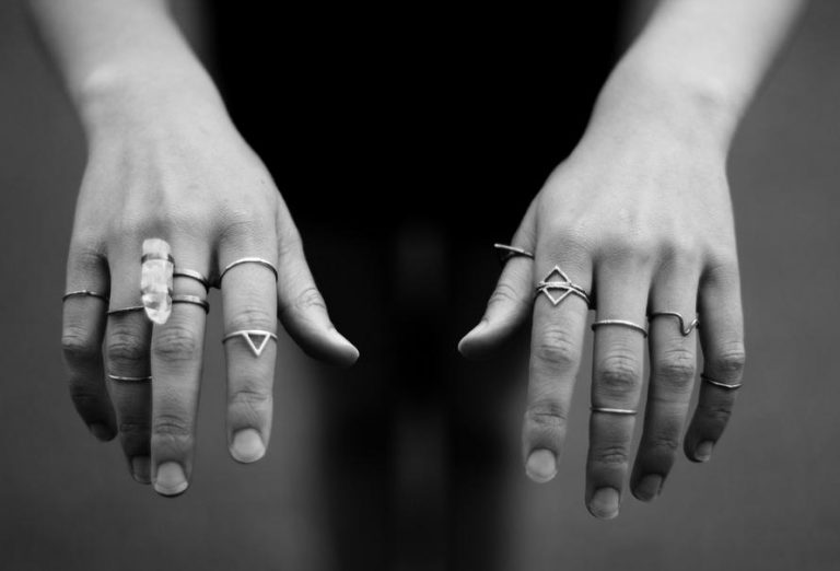 Norwegian Designer Creates Minimalist Jewelry in Silver