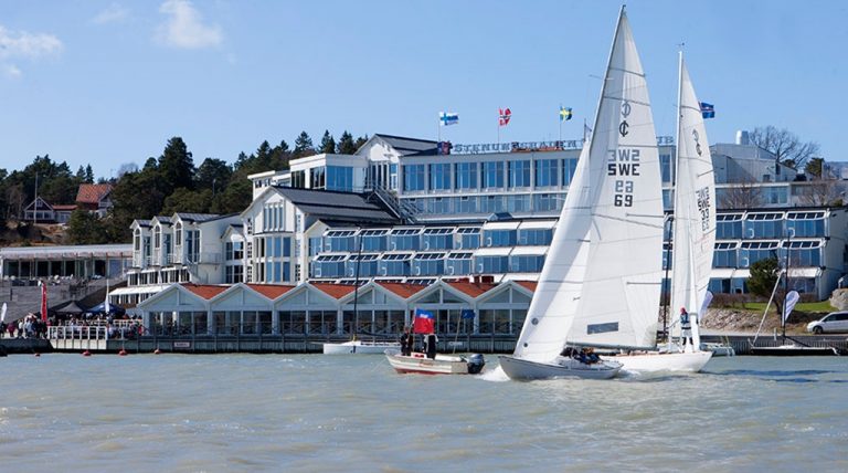 Proper Workout at Elegant Swedish Yacht Club