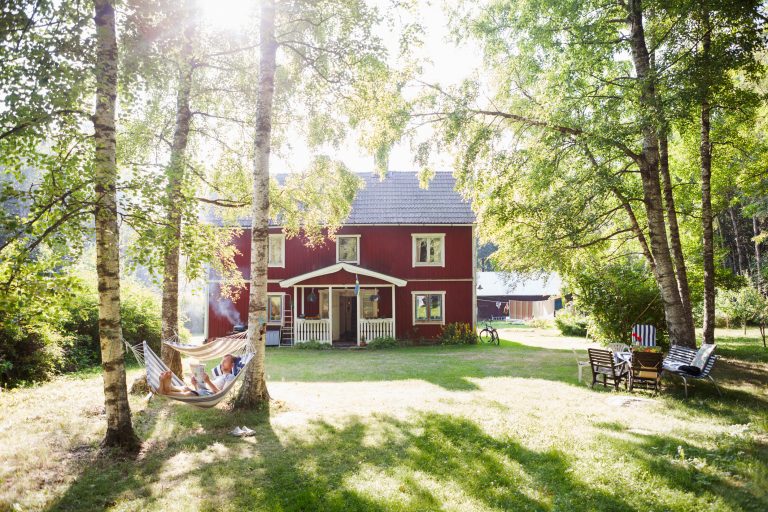 How I found Daily Scandinavian (And My love with SCANDINAVIAN monthly)