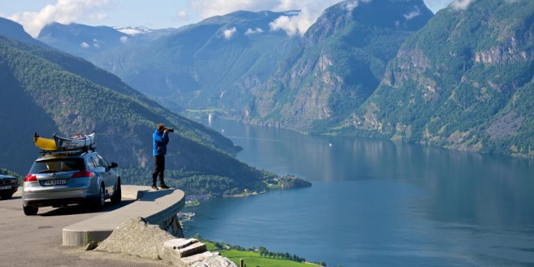 Renting a car in Scandinavia: Everything you need to know