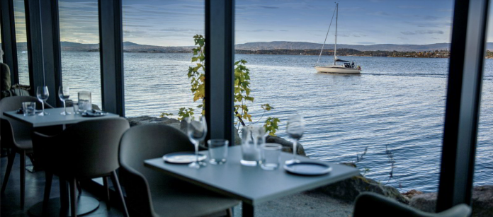 Service Was Not On The Menu At New Seaside Restaurant in Oslo