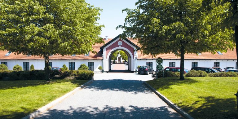 Manor House Atmosphere Close to Aalborg City Center