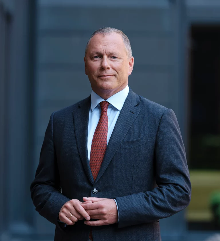CEO of Norwegian Investment Fund Prefers American Companies over Europeans