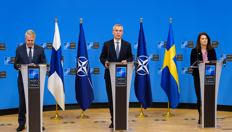 Sweden and Its Relationship with NATO – an Overview