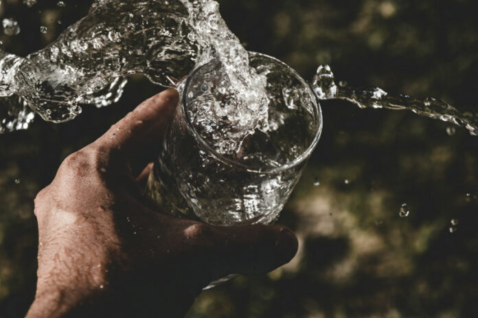 XXXX-anderson-rian-klwak-unsplash To Drink or Not to Drink Local Water