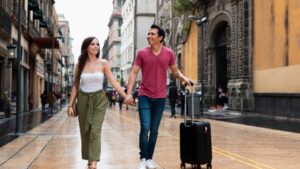 What Travelers Should Do if Their Baggage Is Sent to the Wrong Country